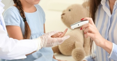 Trẻ nhỏ mắc “bệnh nhà giàu” chữa trị thế nào?