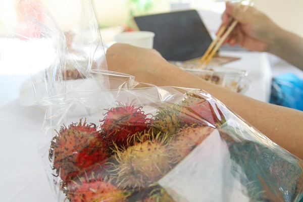 Bữa cơm trưa có thêm phần tráng miệng