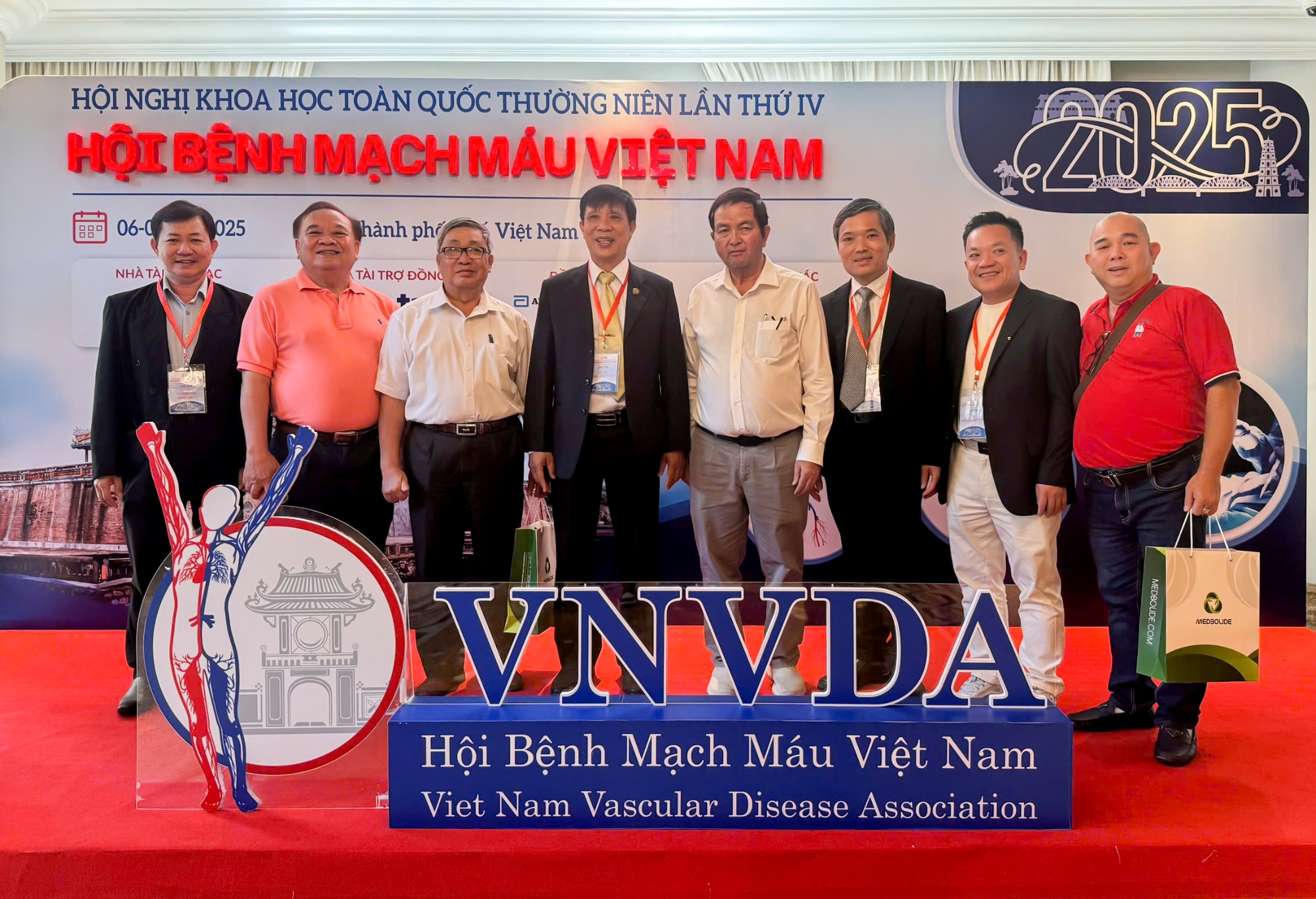 z6680412357760 22499a1cce1467bd0a5eaf1faa1d4e45